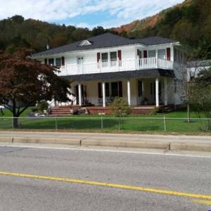 Coal company house at Amherstdale