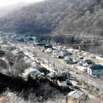 Henlawson - Dec. 1984 courtesy of Susan Muncey. Photo of Henlawson, WV Dec. 1984