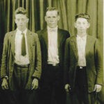 Obediah Kinser (in the middle) and Curtis Spry and Frank Mullins