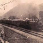 Train passing through Henlawson courtesy of Paula Solar. 1937 Train passing through Henlawson, Logan County, WV.
