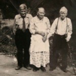 Jeff Mullins, Eliza Mullins and Van Mullins