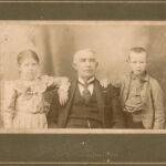 Thompson family photo ?? Courtesy of Nancy Rush. If you can ID these individuals, please leave a <a href="https://loganwv.us/unknown-faces/#respond">comment.</a> Image 1805. Thompson family photo ??