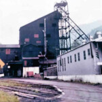 Dehue tipple and supply house 1962 courtesy of Dave Gostovich. Dehue tipple and supply house 1962, Logan County, WVV