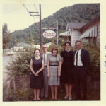 Eliz & Jess Keathly, Gwen Brooks, Barbara & Johnny Jones Jun 1963, Cherry Tree. (412963) Eliz & Jess Keathly, Gwen Brooks, Barbara & Johnny Jones Jun 1963, Cherry Tree, Logan County, WV