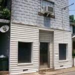 The old Gold and Blue Restaurant owned by Virgil Cox was popular with the school lunch crowd during the 1950s and 60s. Courtesy of Lillian Porter-Smith. Old Gold and Blue Restaurant courtesy of Lillian Porter-Smith