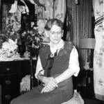 Rev Hattie Hickman and parakeet, Ginger. Rev Hattie Hickman and Ginger