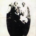Rulana Massie May seated
believed to be daughter Martha seated next to her
believed to be another daughter standing above her...Name?
Other woman believe to be a neighbor...unknown name Rulana Massie May