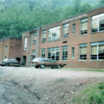 Stirrat Grade School about 1988 courtesy of Bonnie Vance Stirrat Grade School, Logan County, WV